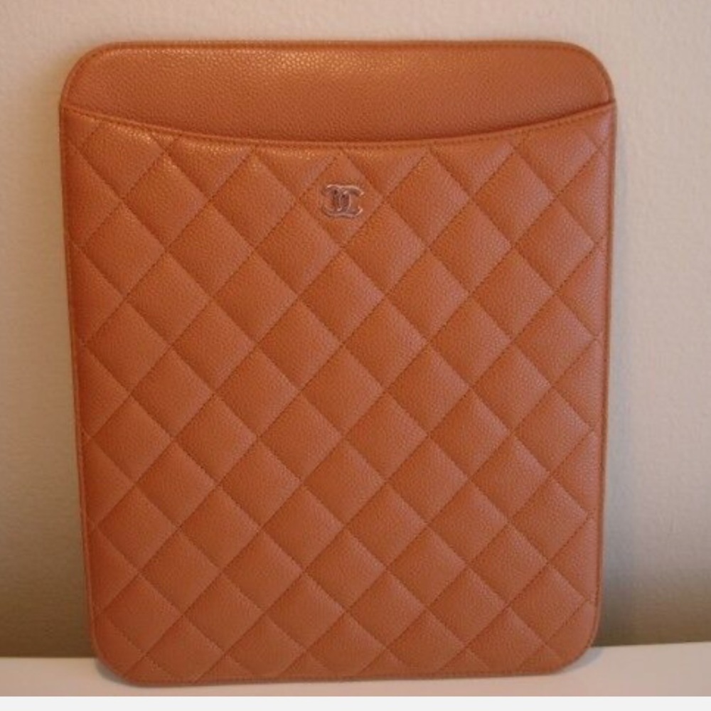 CHANEL Caramel Quilted Leather iPad Tablet Holder Cover Case W/box - Picture 2 of 7